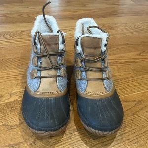 Sorel Ankle Out N About Duck Boots